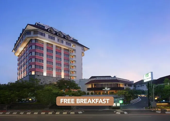 Santika PremiereHotel Semarang